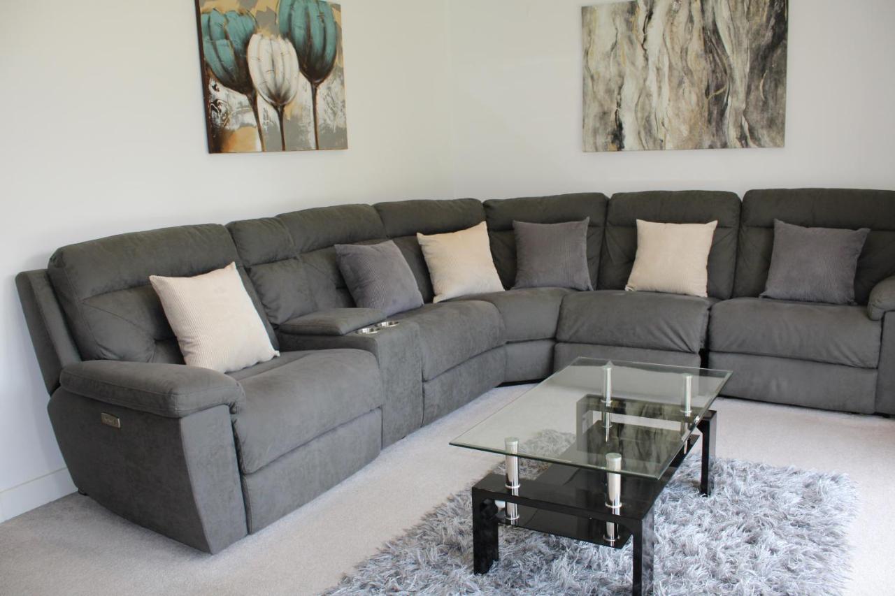 Haven - Spacious Luxury Home Perfect For Families, Couples And Contractors! 5Mins To Xscape And Junction 32! Castleford Dış mekan fotoğraf
